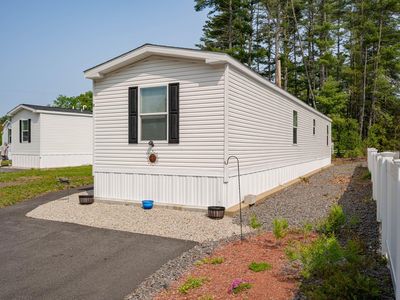 2 Atlas Place, Derry, NH, 03038