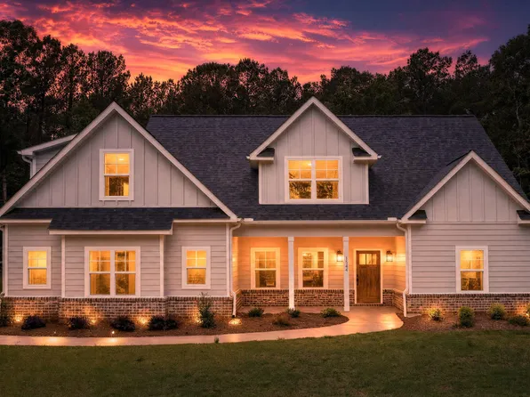 1544 English Rd, Forsyth, GA 31029