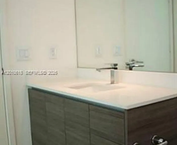 1100 S Miami Ave #2407 — Photo 8