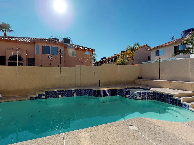 8805 Claystone Ct — Photo 25
