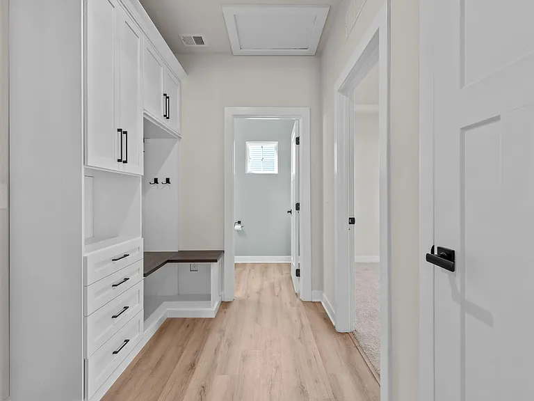 1757 Shipyard Rd — Photo 12