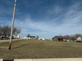 W Central Ave, Jefferson, IA 50129