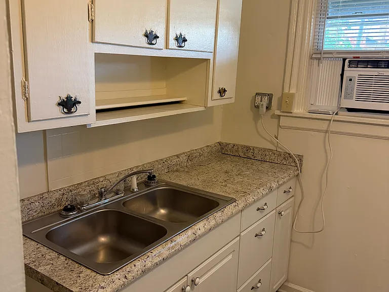 3214 Hanover Ave #C — Photo 9