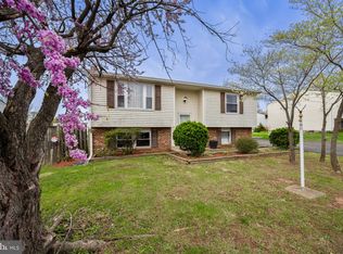 1306 E Beech Rd, Sterling, VA 20164