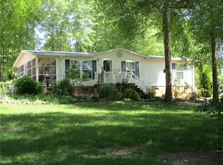 2013 Ireland Rd, Easley, SC 29640