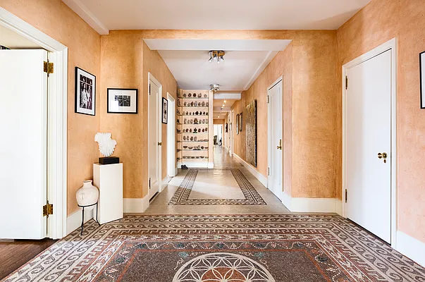 Sold by Corcoran | media 21