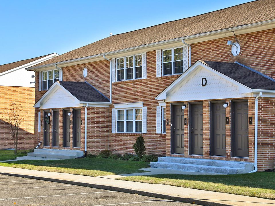 1st image of 1932 Cologne Ave #7daf963b8