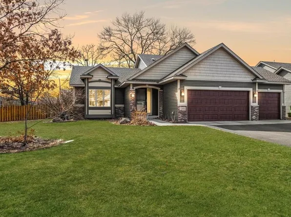 2201 122nd Cir NE, Blaine, MN 55449