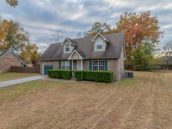 4th image of 1174 Woodbridge Dr