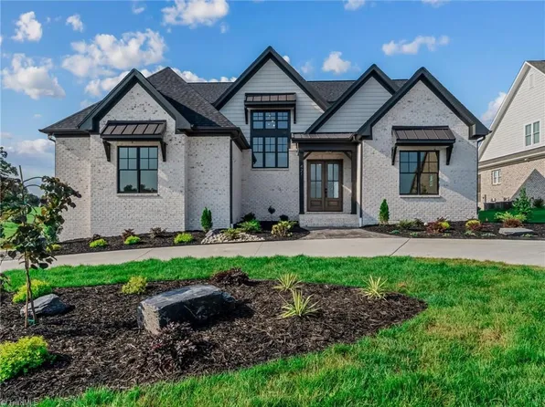 421 Brookberry Farm Cir, Winston Salem, NC 27106