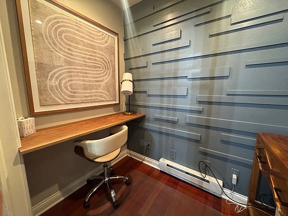 4th image of 1014 Saint Andrews Way