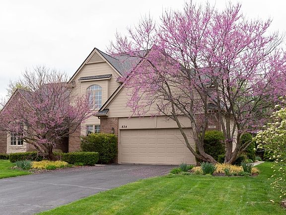 3rd image of 834 Fairway Park Dr