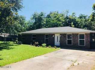 2603 Forrest St, Pascagoula, MS 39581