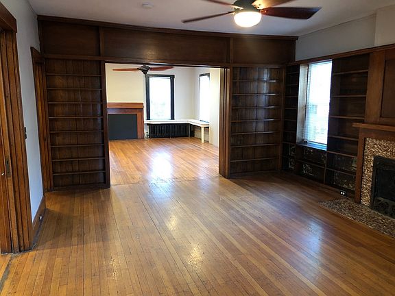4th image of 393 W 8th Ave #16793250