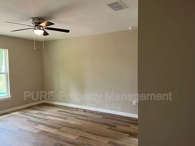 4721 SW 151st Pl — Photo 8