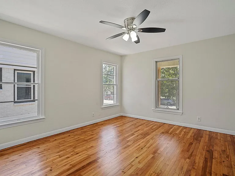 2541 Walsh Ct — Photo 26