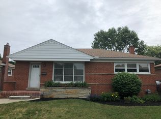 28440 Palmer Blvd, Madison Heights, MI 48071