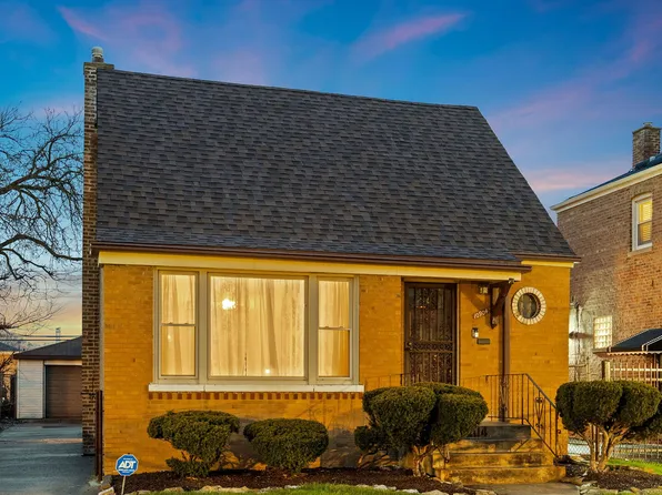 10904 S Sangamon St, Chicago, IL 60643