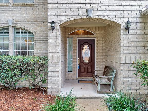 4th image of 1123 Alexandria Ct