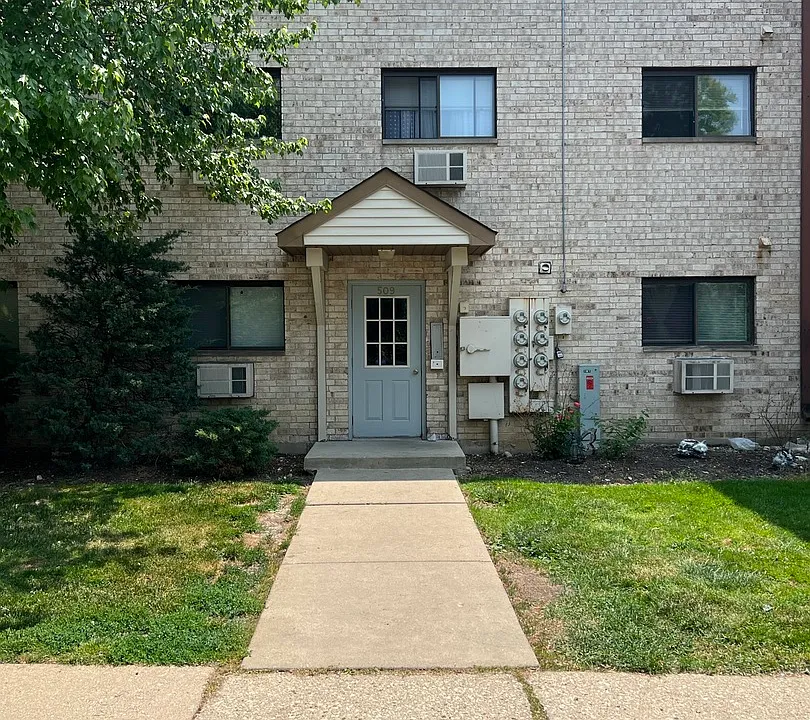 509 E Spruce Dr #1B