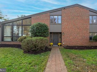 2105 Southcliff Dr, Baltimore, MD 21209