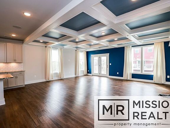3rd image of 5 Flatwater Row Unit B