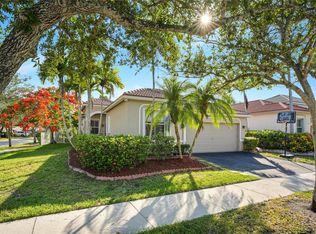1727 Sycamore Ter, Weston, FL 33327