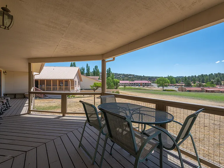 409 Barcus Rd — Photo 16