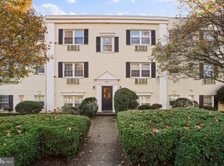 2305 Farrington Ave #1-101, Alexandria, VA 22303