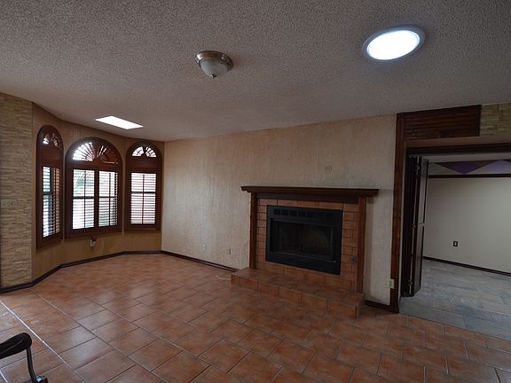 Fireplace for the cozy nights by the fire!