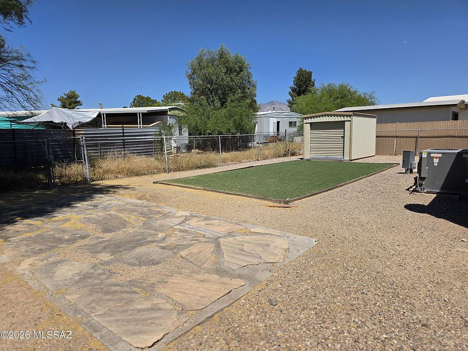 2nd image of 2470 W Calle Comodo