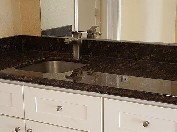 5th image of 8405 Wilcrest Dr APT 1604