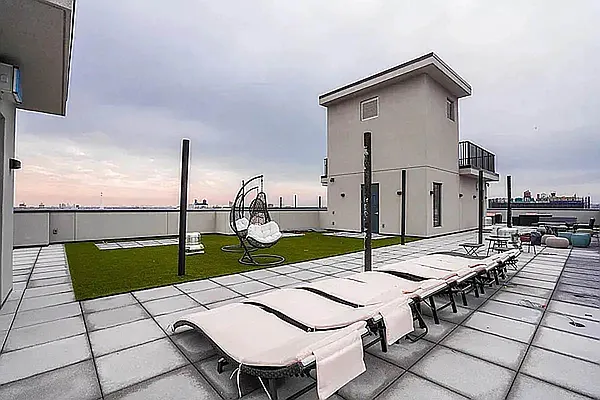 Rented by Highline Residential | media 45