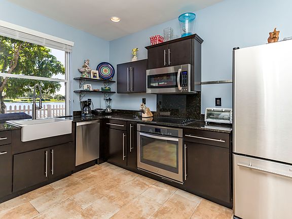 2nd image of 16064 NW 21st St