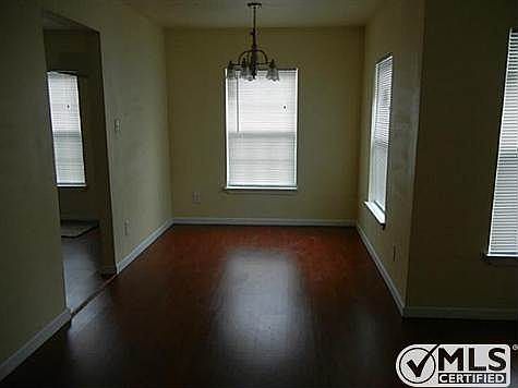 4th image of 4841 Sherwood Dr