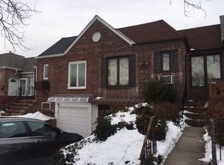 6808 60th Rd, Maspeth, NY 11378