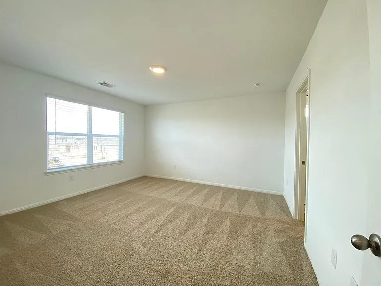 241 Saide St — Photo 18
