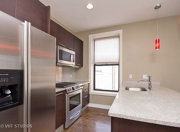 3rd image of 811 W Bradley Pl APT 3