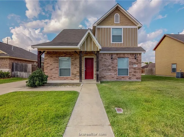 2501 Horse Shoe Dr, College Station, TX 77845