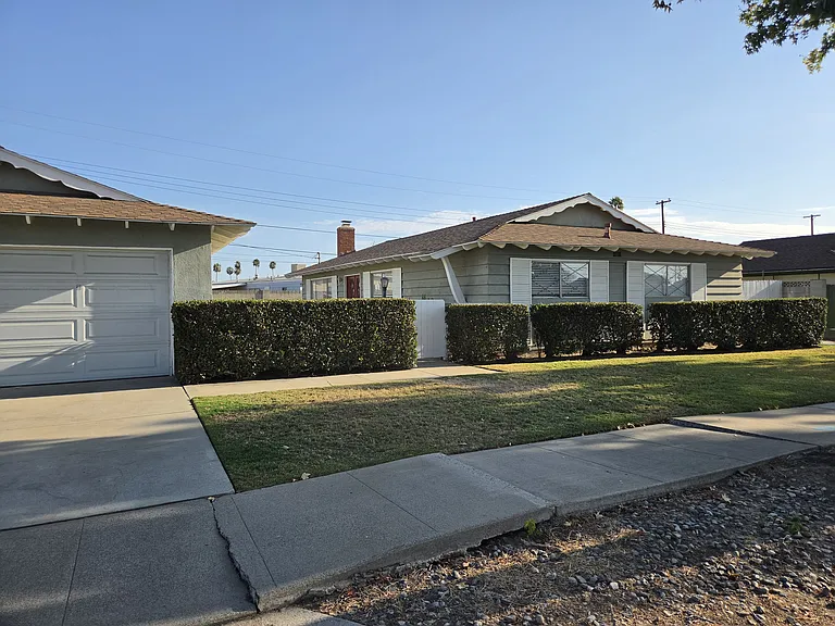 1320 E Trenton Ave — Photo 12