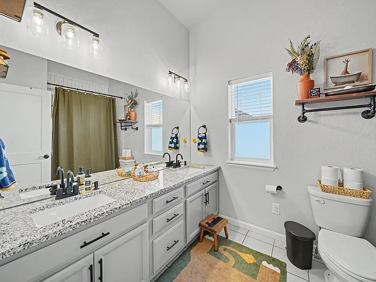 6339 Knapp Dr — Photo 25