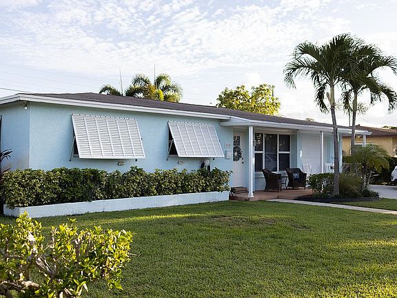 3rd image of 538 Foresteria Dr