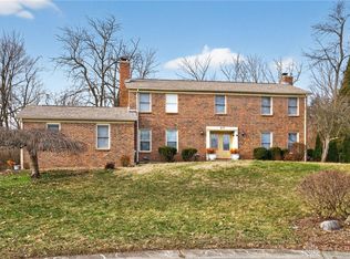 277 Shadywood Dr, Dayton, OH 45415