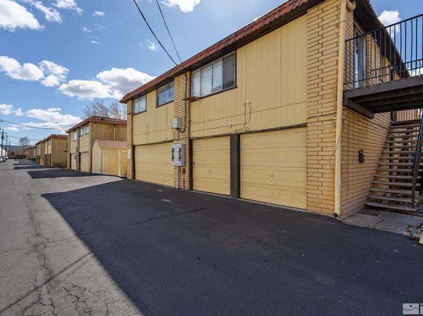 3308 Woodside Dr APT 10, Carson City, NV 89701