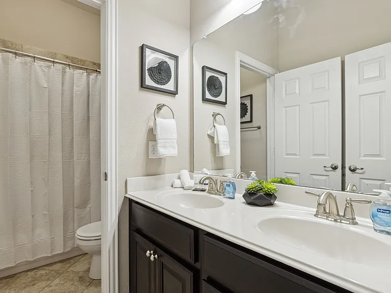 608 Knightsbridge Ln — Photo 11