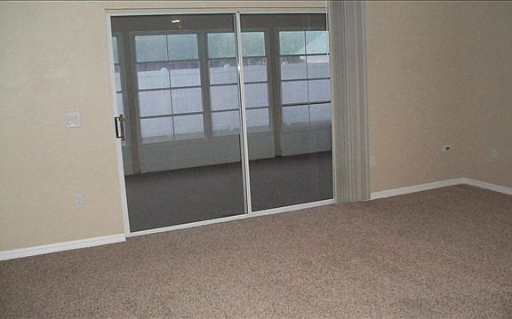 2nd image of 1379 Hyde Park Dr
