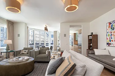 Rented by New York Casas Ltd.