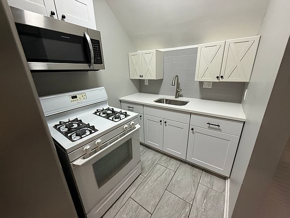 3rd image of 19102 Colorado St #2