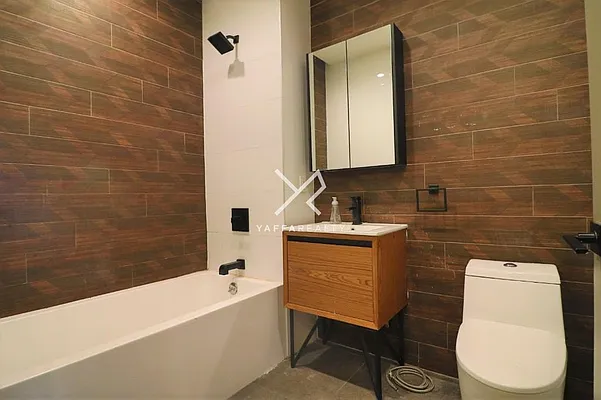 Rented by Yaffa Realty LLC | media 43