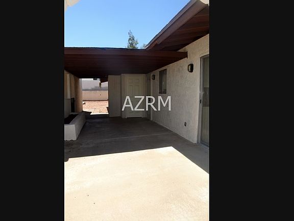 3rd image of 16517 E Fairfax Dr APT B